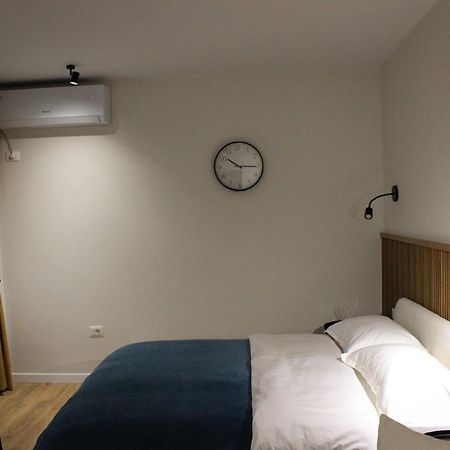 Studio In Tiranë Ngoại thất bức ảnh